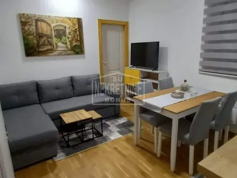 Prodaja, jednosoban stan, 32m², Centar, Zlatibor - image 11