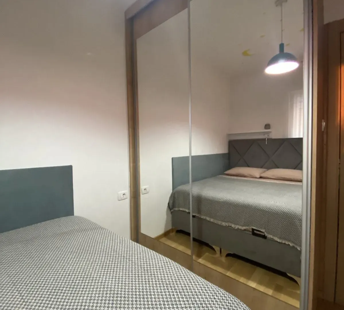 Izdavanje, jednosoban stan, 47m², Pobrežje, Podgorica