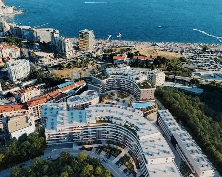 Sale, one bedroom apartment, 52m², Bečići, Budva