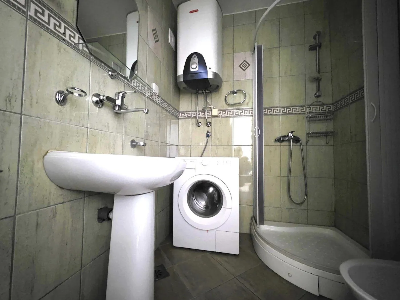 Izdavanje, stan, 78m², Gintaš, Podgorica