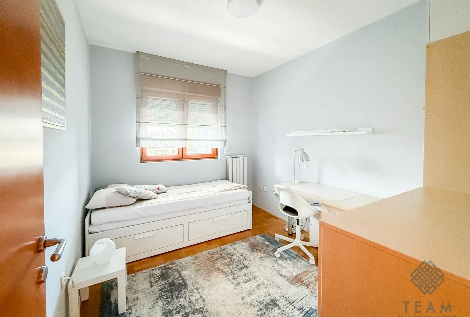 Izdavanje, dvosoban stan, 78m², Preko Morače, Podgorica