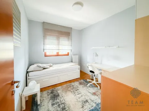 Izdavanje, dvosoban stan, 78m², Preko Morače, Podgorica - image 11