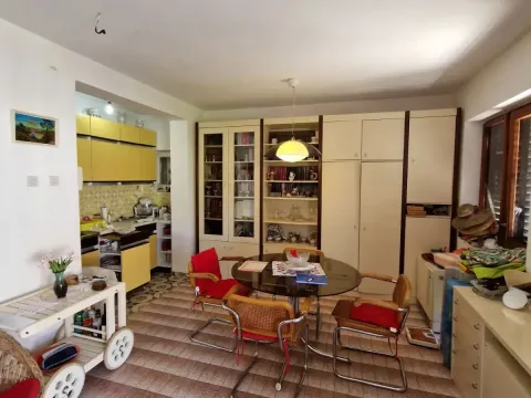 Prodaja, kuća, 120m², Tivat, Crna Gora - image 2