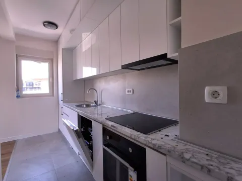 Rent, apartment, 72m², Central Point, Podgorica - image 4