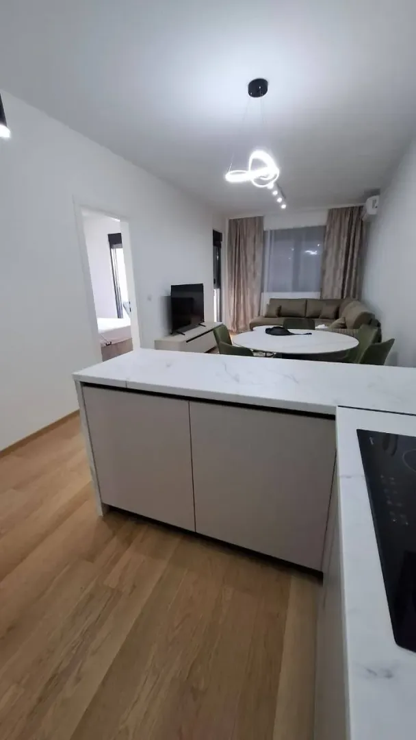 Sale, two bedroom apartment, 71m², Bečići, Budva