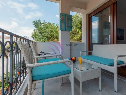 Sale, one bedroom apartment, 50m², Dobrota, Kotor - image 8