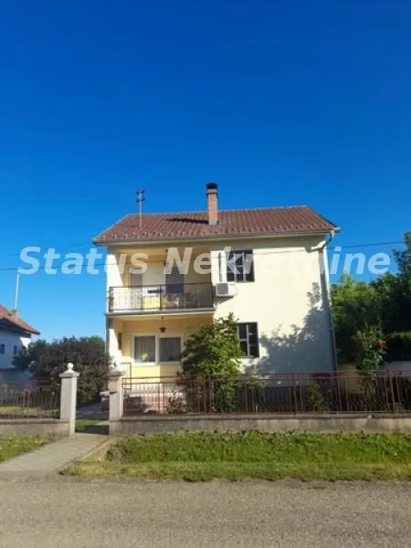 Prodaja, kuća, 194m², Šid, Srbija