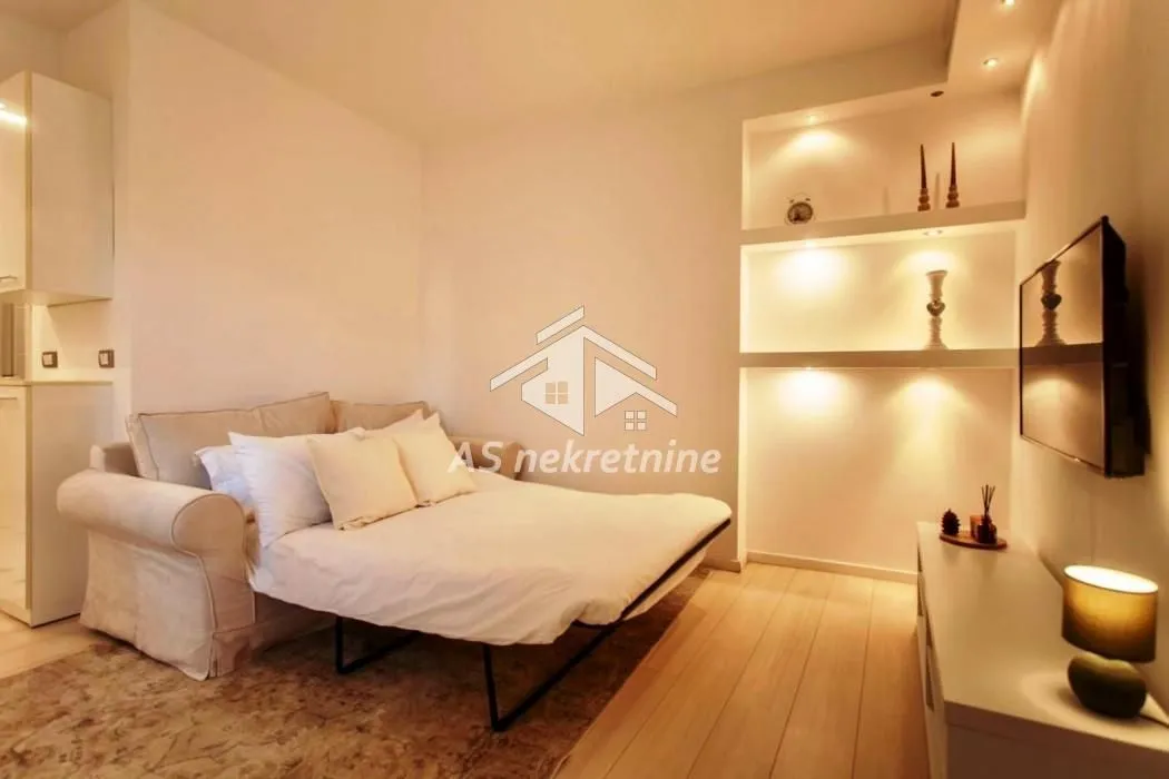 Rent, two bedroom apartment, 53m², Stari Grad, Beograd