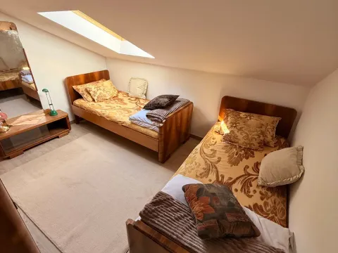 Izdavanje, jednosoban stan, 45m², Centar, Cetinje - image 5