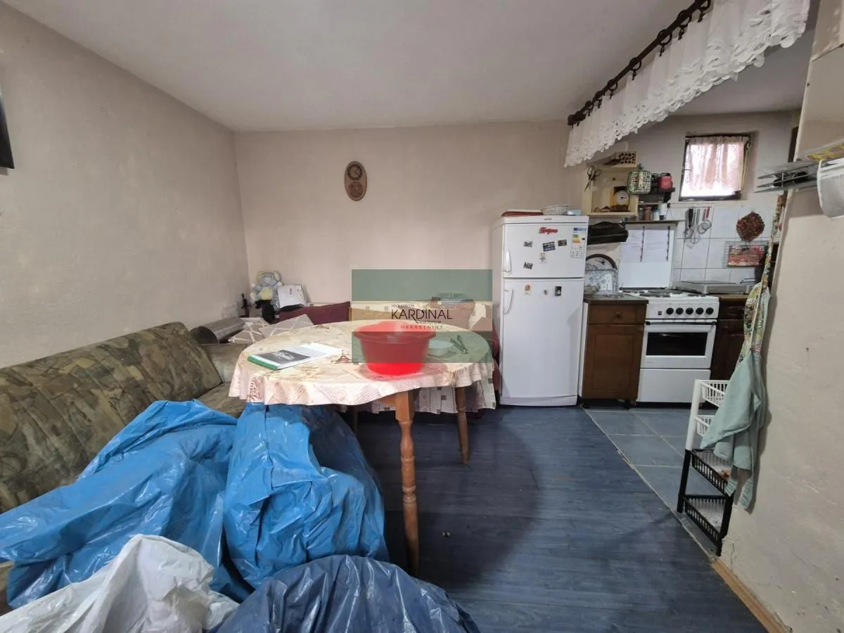 Prodaja, kuća, 300m², Tonja, Ćuprija