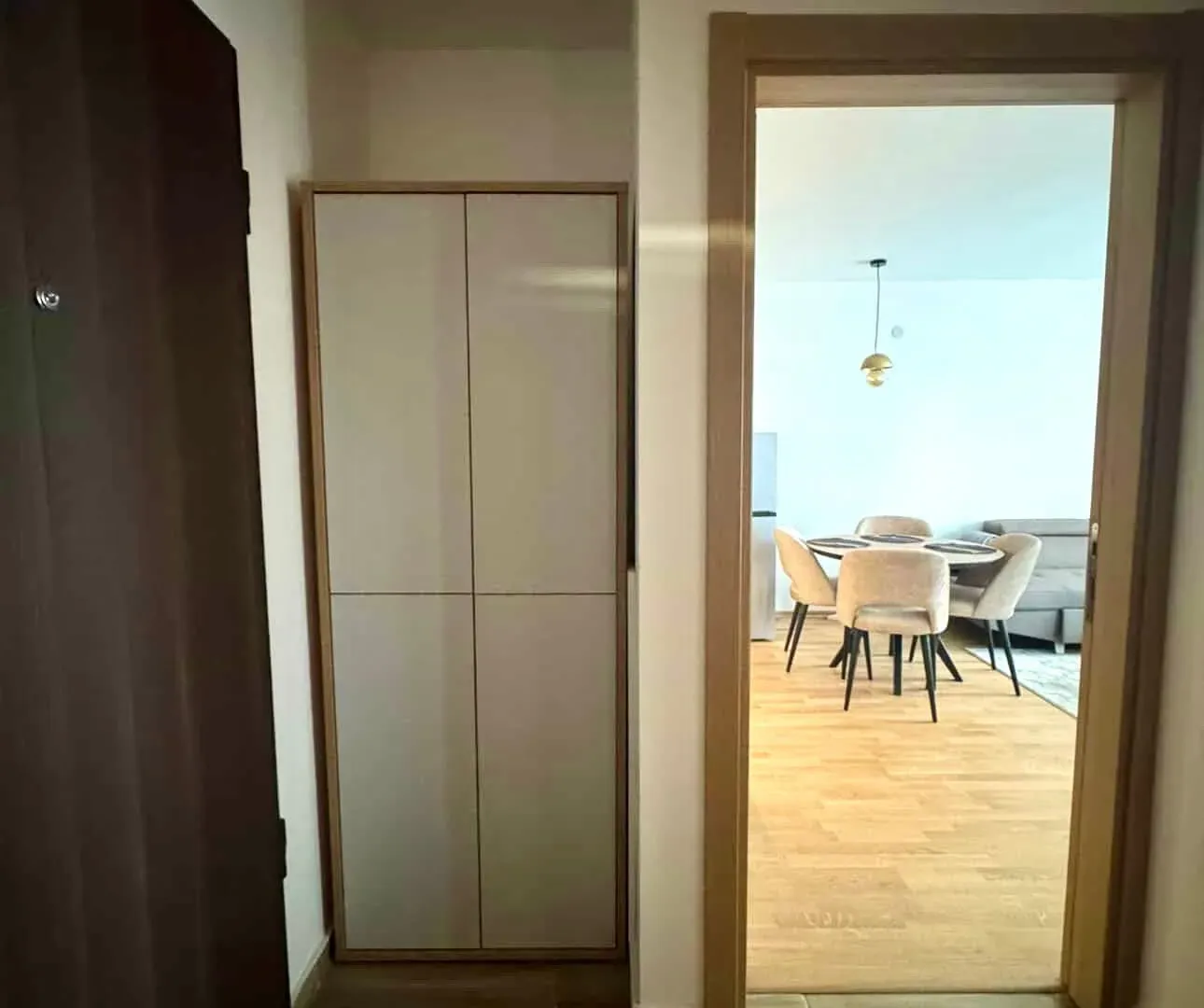 Izdavanje, jednosoban stan, 40m², Stari Aerodrom, Podgorica