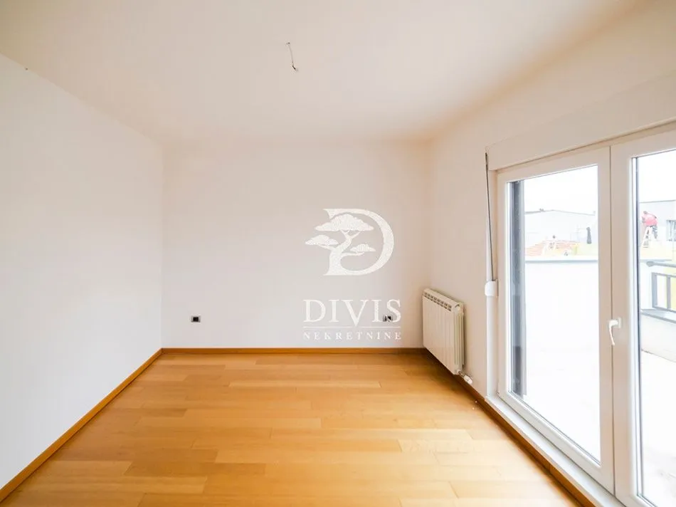Prodaja, stan, 92m², Autokomanda, Voždovac Sve Podlokacije