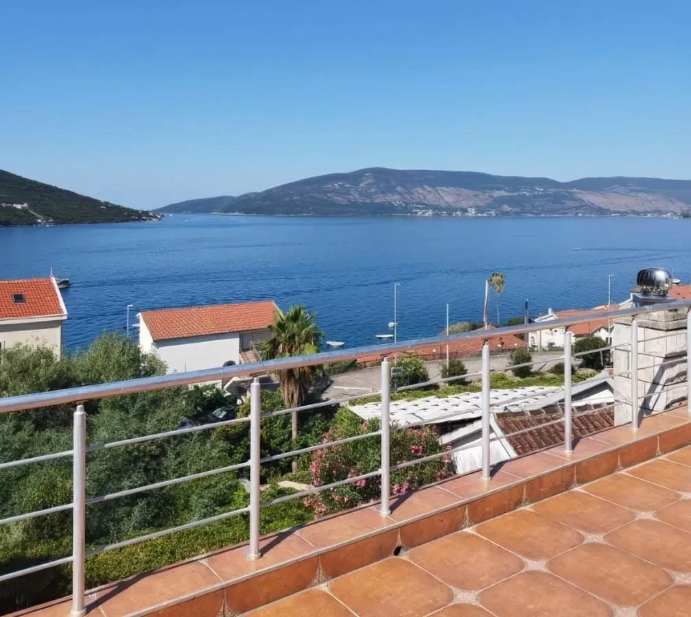 Prodaja, kuća, 180m², Kumbor, Herceg Novi
