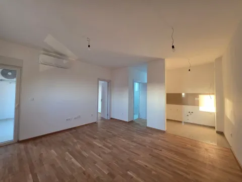 Sale, two bedroom apartment, 58m², Bečići, Budva - image 19