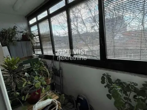 Prodaja, četvorosoban stan, 99m², Stari Grad, Beograd - image 19