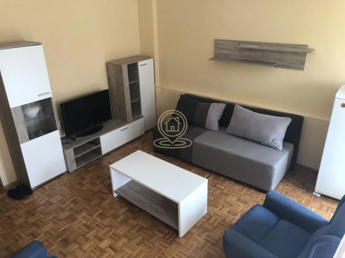 Izdavanje, garsonjera, 30m², Grbavica, Novi Sad Sve Podlokacije