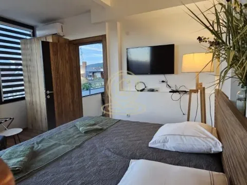 Prodaja, dvosoban stan, 78m², Centar, Vrnjačka Banja - image 2