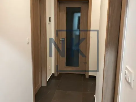 Izdavanje, trosoban stan, 69m², Master Kvart, Podgorica - image 7