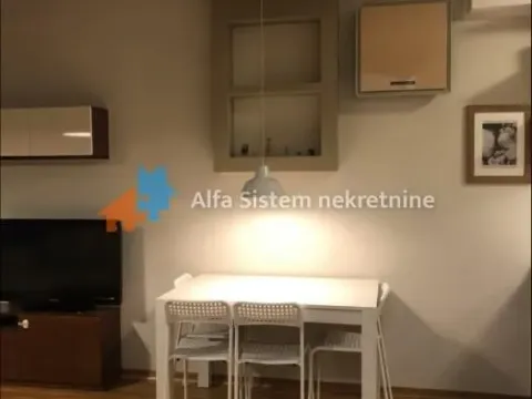 Rent, two bedroom apartment, 50m², Vračar Sve Podlokacije, Beograd - image 2