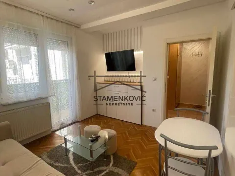 Izdavanje, dvosoban stan, 34m², Grbavica, Novi Sad Sve Podlokacije - image 10