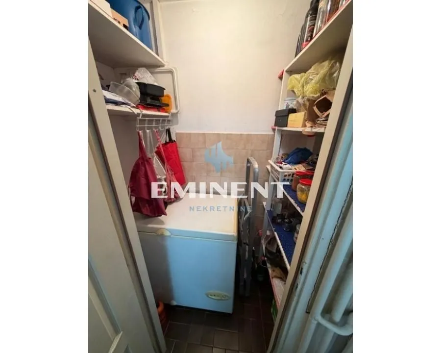 Rent, four bedroom apartment, 93m², Novi Beograd Blok 72, Novi Beograd Sve Podlokacije