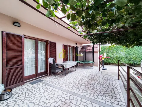 Prodaja, kuća, 180m², Donja Gorica, Podgorica - image 4