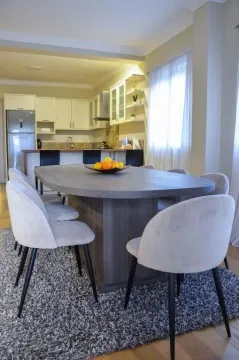 Izdavanje, kuća, 176m², Marići, Tivat - image 12