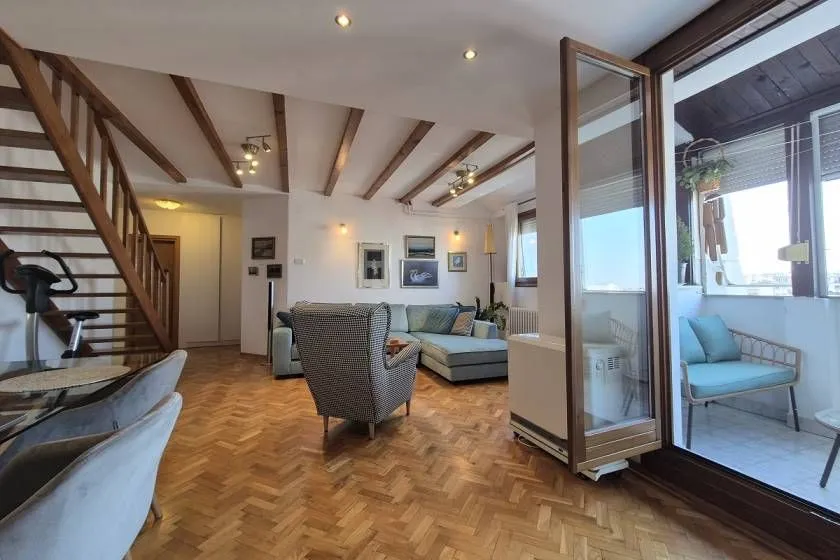 Izdavanje, trosoban stan, 85m², Botanička Bašta, Palilula Sve Podlokacije