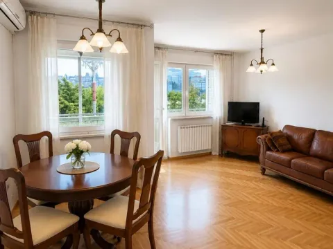 Izdavanje, dvosoban stan, 51m², Novi Beograd Blok 22, Novi Beograd Sve Podlokacije - image 1