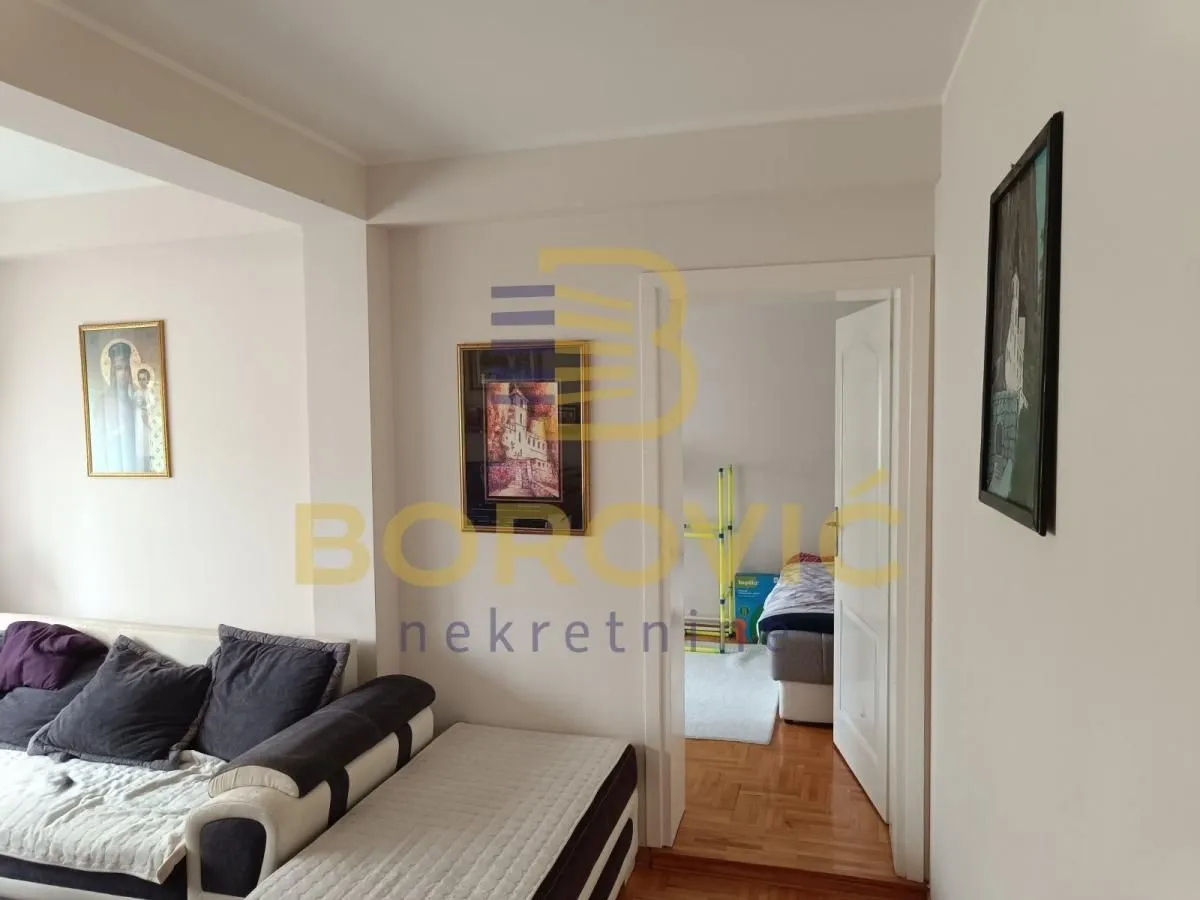Prodaja, četvorosoban stan, 96m², Labudovo Brdo, Beograd