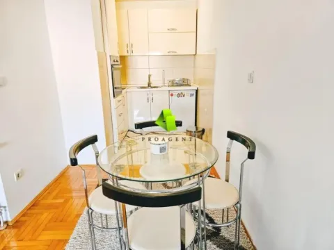 Izdavanje, trosoban stan, 70m², Medijana, Niš - image 3