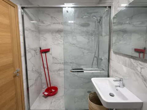 Izdavanje, jednosoban stan, 48m², New City, Podgorica - image 8