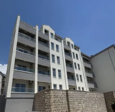 Sale, one bedroom apartment, 42m², Podkošljun, Budva - image 1