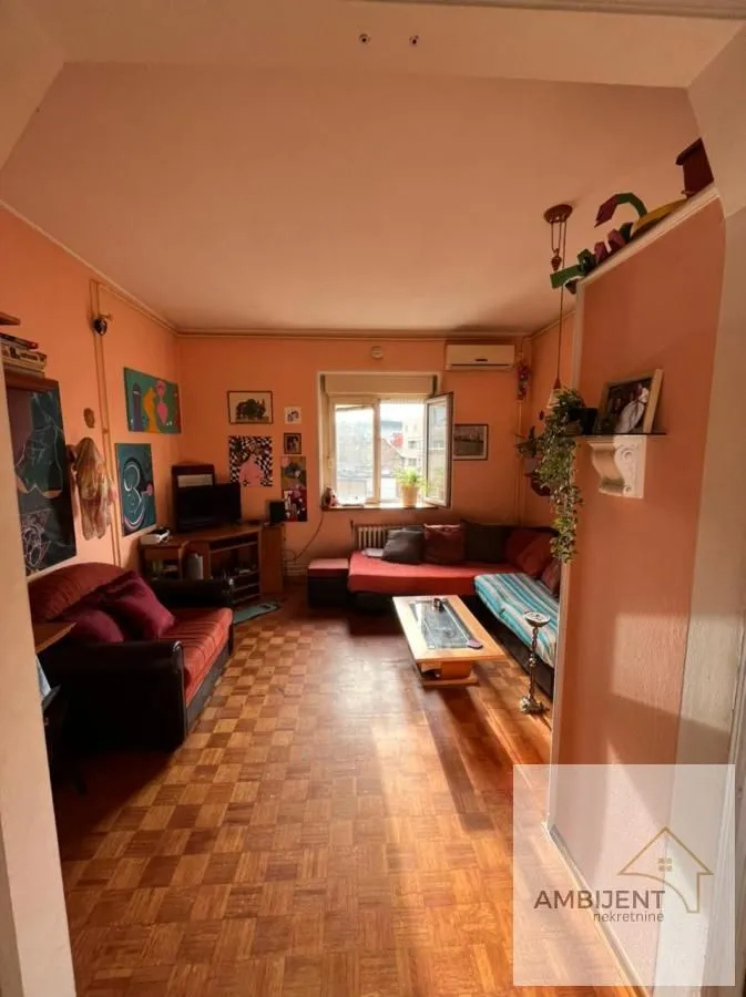 Prodaja, trosoban stan, 57m², Stari Grad, Beograd