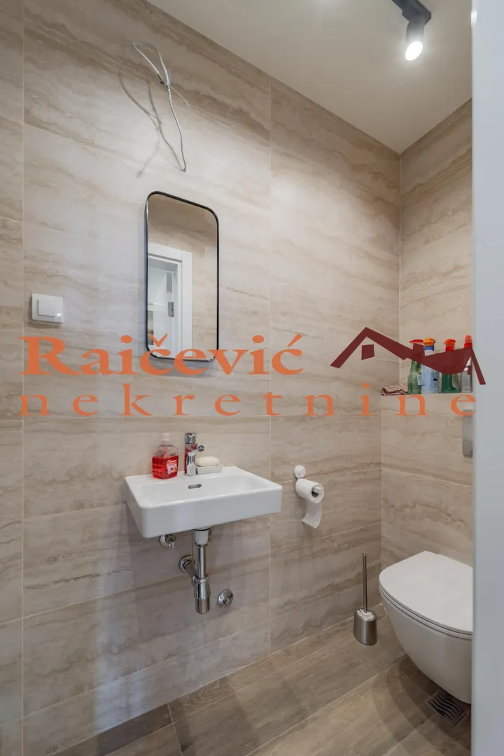 Prodaja, trosoban stan, 67m², Cerak, Beograd