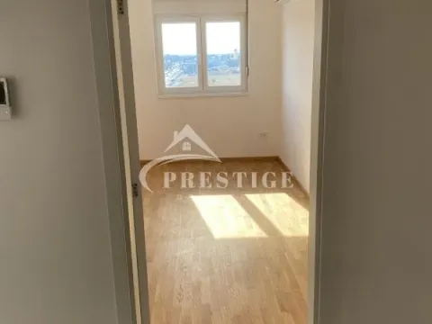 Prodaja, stan, 65m², Stari Aerodrom, Podgorica - image 4