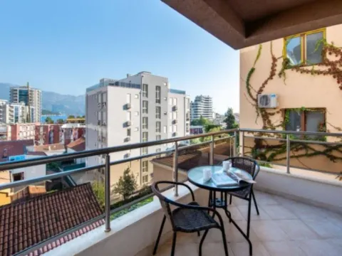 Sale, one bedroom apartment, 51m², Centar, Budva - image 9