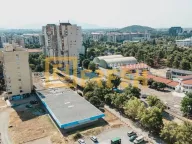 Rent, office space, 972m², Blok 5, Podgorica - image 2