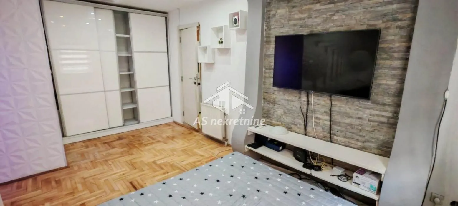 Rent, two bedroom apartment, 48m², Čukarica, Beograd