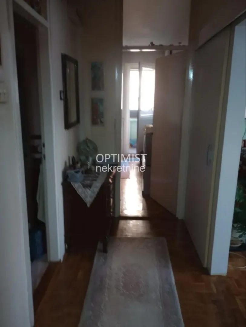 Prodaja, dvosoban stan, 67m², Novi Beograd Blok 70, Novi Beograd Sve Podlokacije