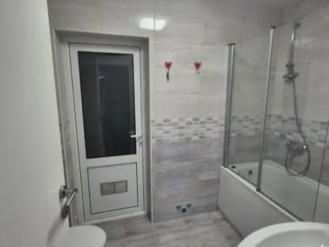 Izdavanje, dvosoban stan, 80m², Seljanovo, Tivat - image 7