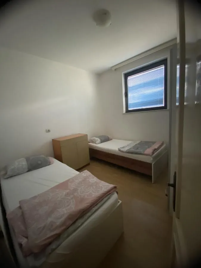 Prodaja, kuća, 450m², Aqua park, Jagodina