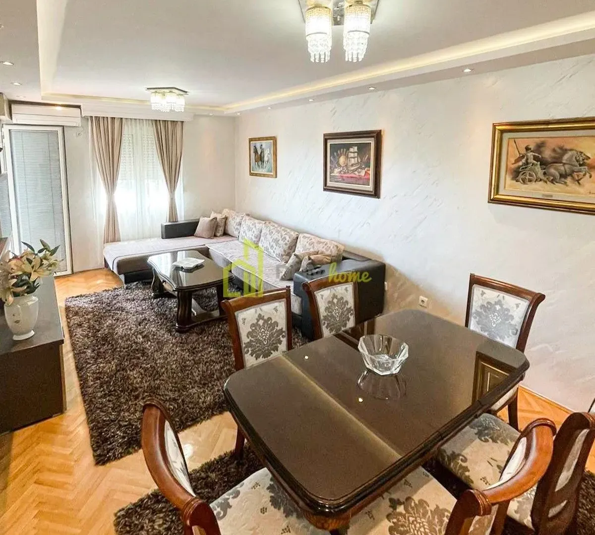 Prodaja, dvosoban stan, 74m², Stara Varoš, Podgorica