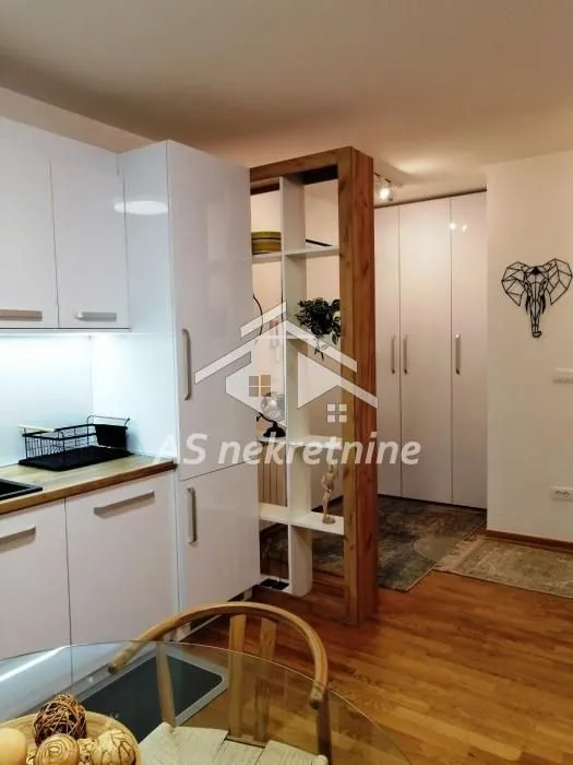 Rent, apartment, 44m², Lekino Brdo, Voždovac Sve Podlokacije