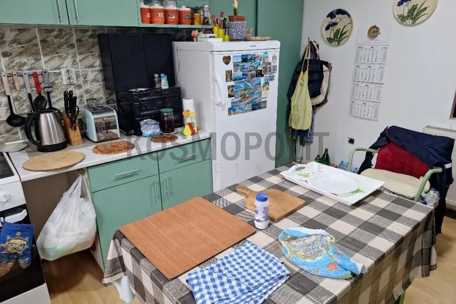 Prodaja, trosoban stan, 85m², Centar, Pančevo