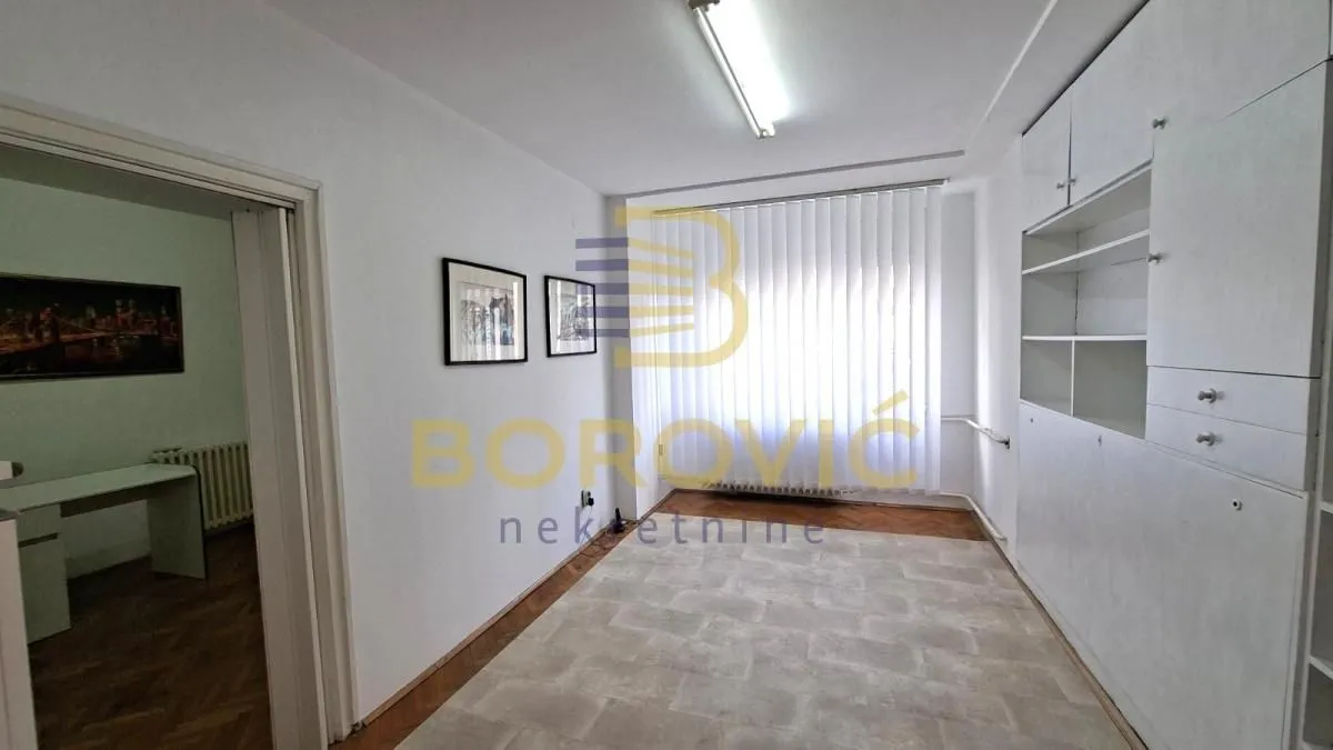 Rent, three bedroom apartment, 54m², Stari Grad, Beograd