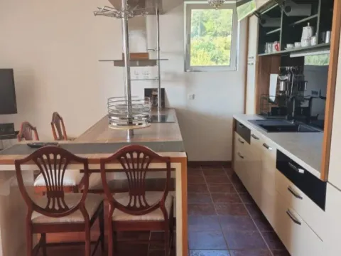 Sale, two bedroom apartment, 75m², Petrovac, Budva - image 2