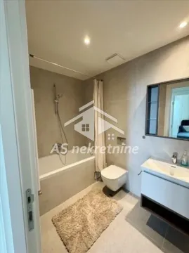 Izdavanje, trosoban stan, 83m², Savski Venac, Beograd - image 15