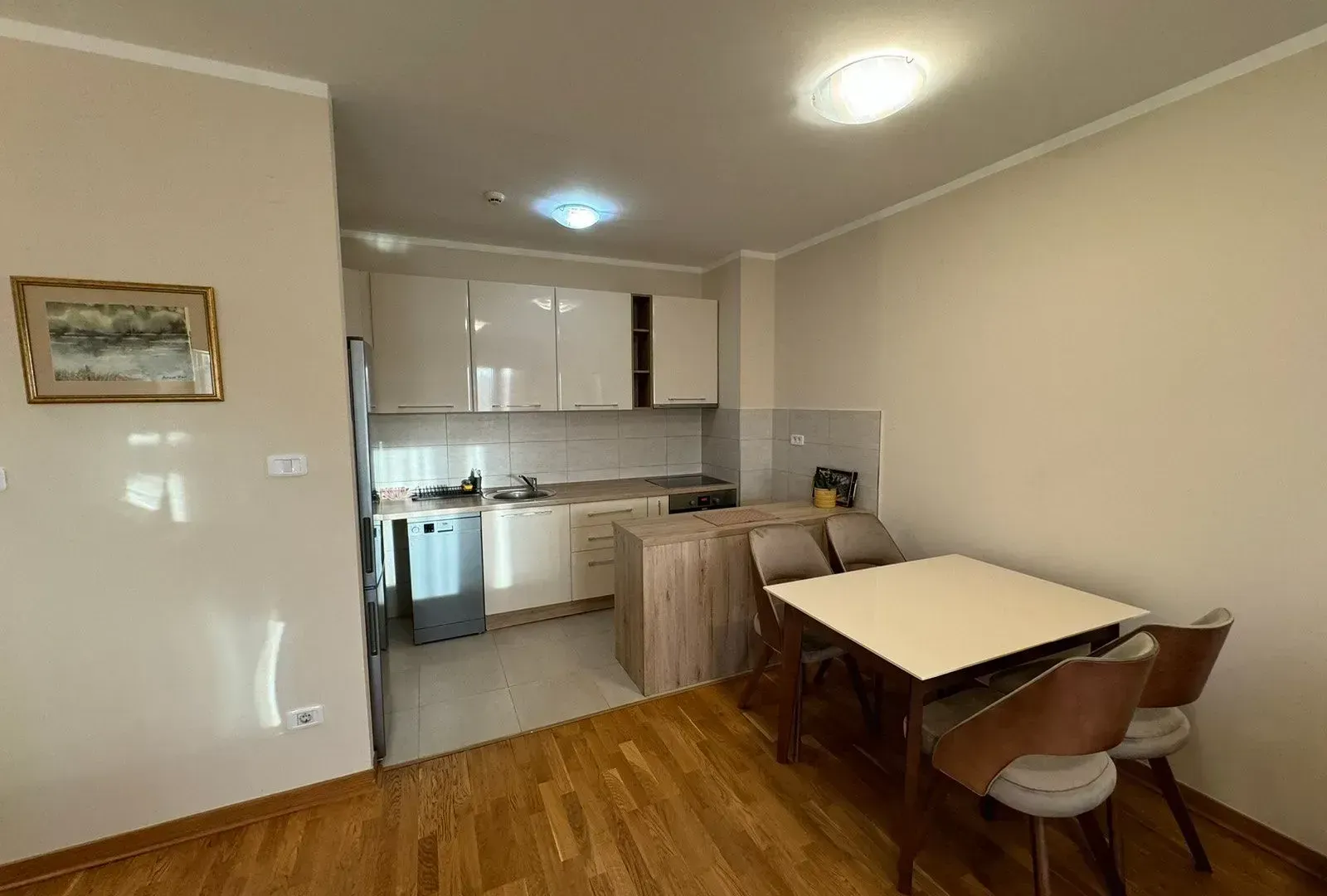 Rent, two bedroom apartment, 65m², City Kvart, Podgorica