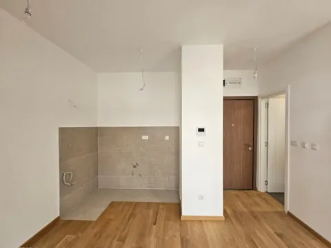 Sale, studio apartment, 28m², Bečići, Budva - image 6